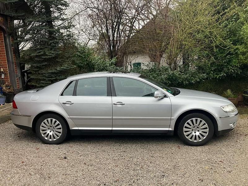Gebraucht VW Phaeton 241 PS (177 kW) 2004 Silber Limousine