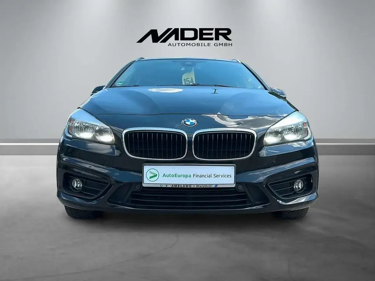 Gebraucht BMW 218 136 PS (100 kW) 2015 Saphirschwarz Van / Kleinbus