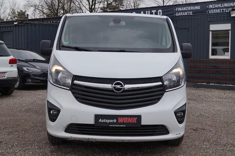 Usata Opel Vivaro 95 CV (69 kW) 2017 Bianco Monovolume