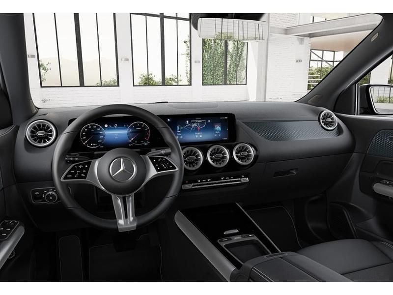 Gebraucht Mercedes GLA180 Progressive 136 PS (100 kW) 2025 Unilack nachtschwarz SUV