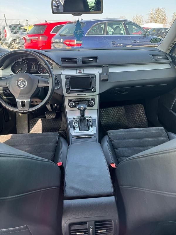 Gebraucht VW Passat 170 PS (125 kW) 2010 Grau Kombi