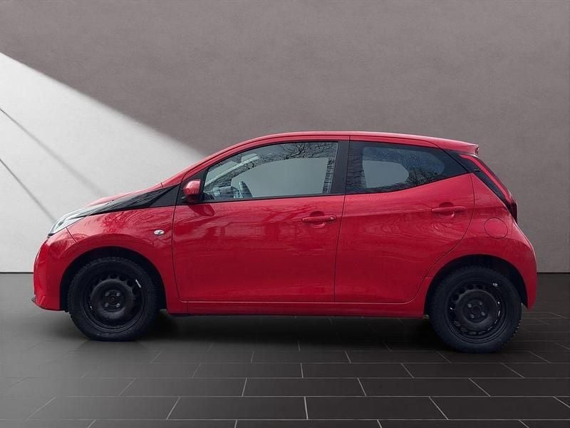 Gebraucht Toyota Aygo X-play 72 PS (52 kW) 2019 Rot Kleinwagen