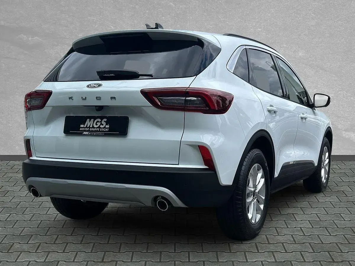 Gebraucht Ford Kuga Titanium 186 PS (136 kW) 2025 Frozen white SUV