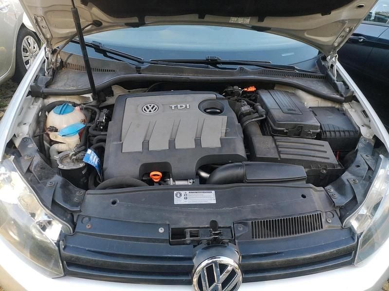 Silber Gebraucht 2011 VW Golf VI Kombi | 3.750 € (Fairer Preis) - Bild 1/4