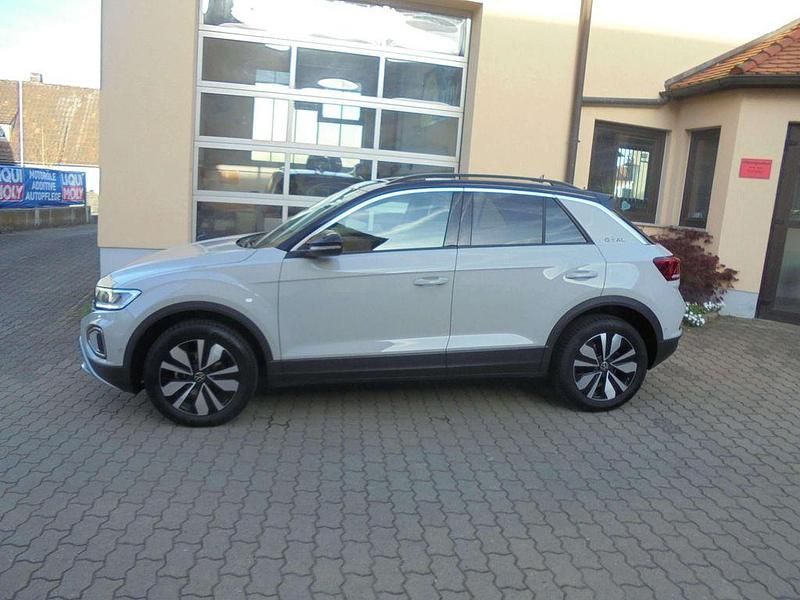 Gebraucht VW T-Roc Goal 150 PS (110 kW) 2025 Ascotgrau SUV