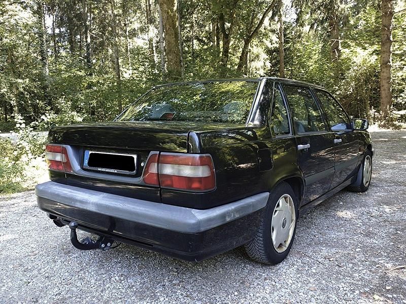 Schwarz Gebraucht 1994 Volvo 850 Limousine | 700 € - Bild 1/4
