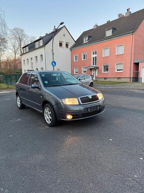 Gebraucht Skoda Fabia 101 PS (74 kW) 2007 Grau Kleinwagen