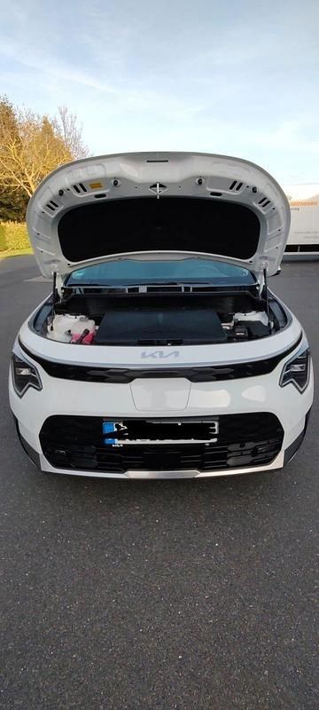 Gebraucht Kia Niro 150 kW (204 PS) 2025 Weiß SUV