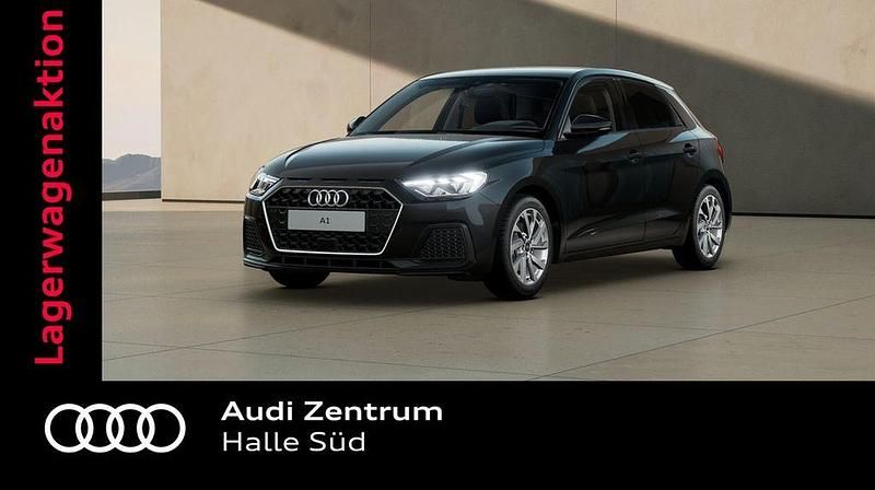 Mythosschwarz metallic Neu 2025 Audi A1 Sportback Advanced Kleinwagen | 29.890 € (Etwas zu teuer) - Bild 1/4