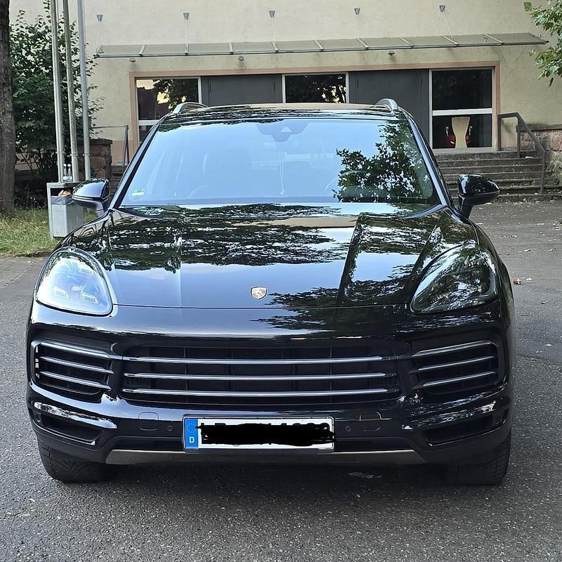 Schwarz Gebraucht 2018 Porsche Cayenne SUV | 52.600 € (Fairer Preis) - Bild 1/4