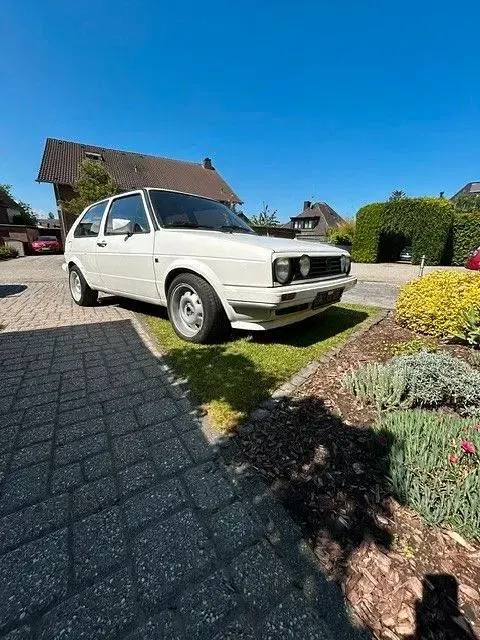 Gebraucht VW Golf II GTI 111 PS (81 kW) 1984 Weiß Kleinwagen