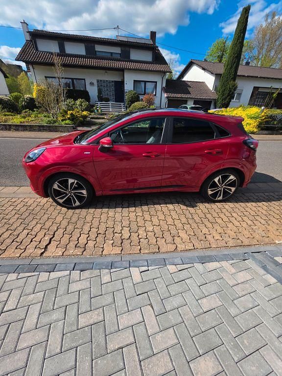 Używany Ford Puma ST-Line X 155 KM (114 kW) 2020 Czerwony SUV