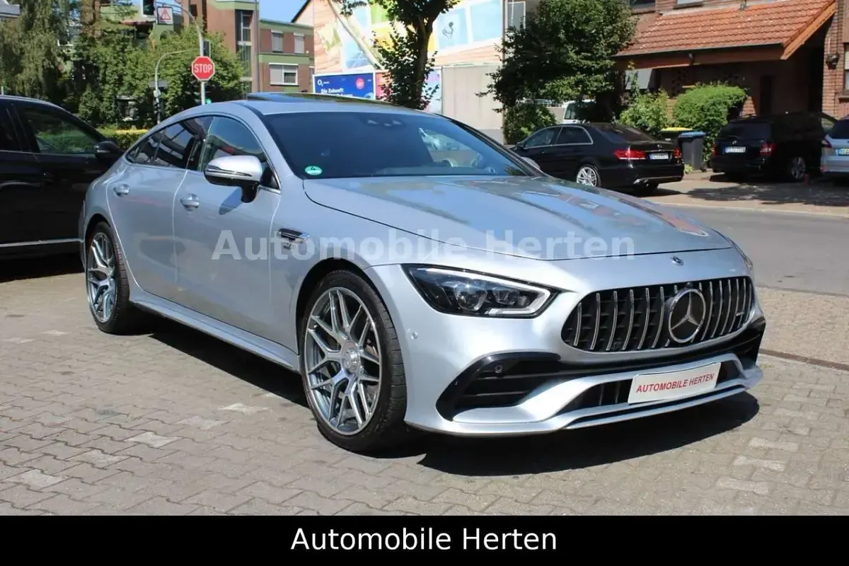 Gebraucht Mercedes AMG GT 43 AMG 367 PS (269 kW) 2021 Hightech silber Coupé