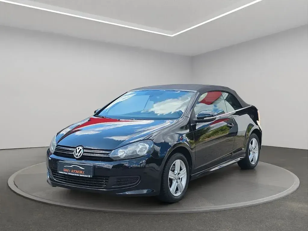 Gebraucht VW Golf Cabriolet Basis 105 PS (77 kW) 2016 Schwarz Cabrio