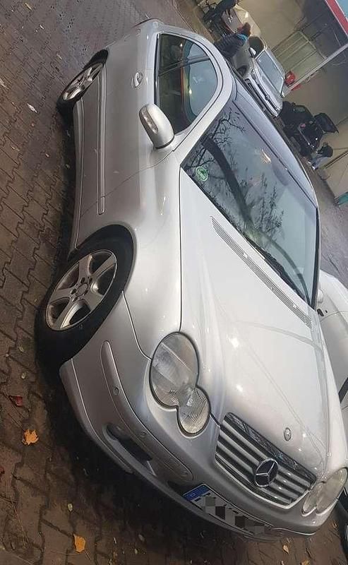Gebraucht Mercedes C200 163 PS (119 kW) 2004 Grau Coupé
