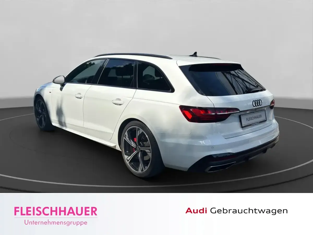 Gebraucht Audi A4 Advanced 204 PS (150 kW) 2023 Schwarz Kombi