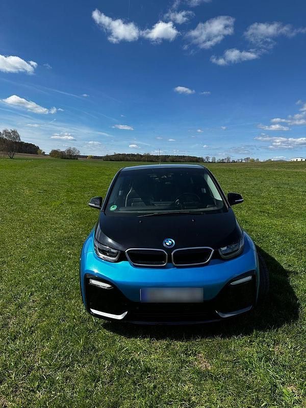 Second-hand BMW i3 Performance 135 kW (184 CP) 2017 Albastru Hatchback