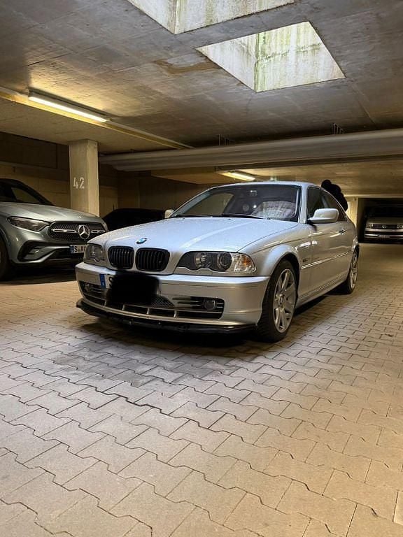 Gebraucht BMW 330 231 PS (169 kW) 2001 Silber Coupé