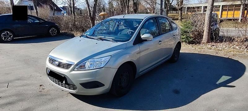 Gebraucht Ford Focus Style 101 PS (74 kW) 2008 Grau Limousine