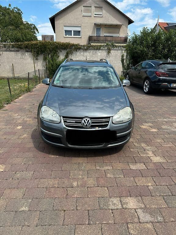 Grau Gebraucht 2008 VW Golf VI Comfortline Kombi | 1.800 € (Teuer) - Bild 1/4
