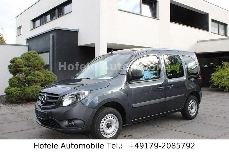 Grau Gebraucht 2019 Mercedes Citan 111 Kombi | 8.450 € (Superpreis) - Bild 1/4