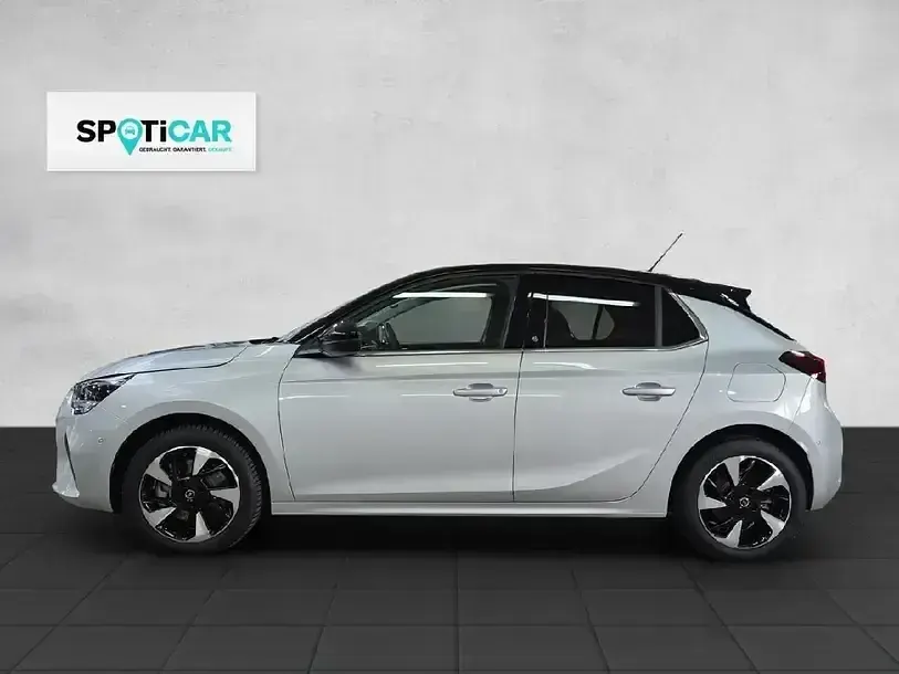 Usata Opel Corsa-e Elegance 100 kW (136 CV) 2022 Argento Utilitaria