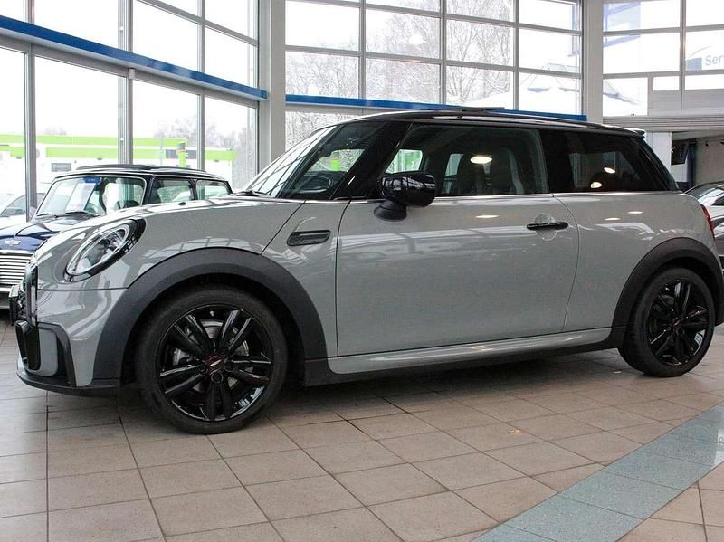 Gebraucht Mini John Cooper Works 136 PS (100 kW) 2021 Moonwalk grey (metallic) Kleinwagen