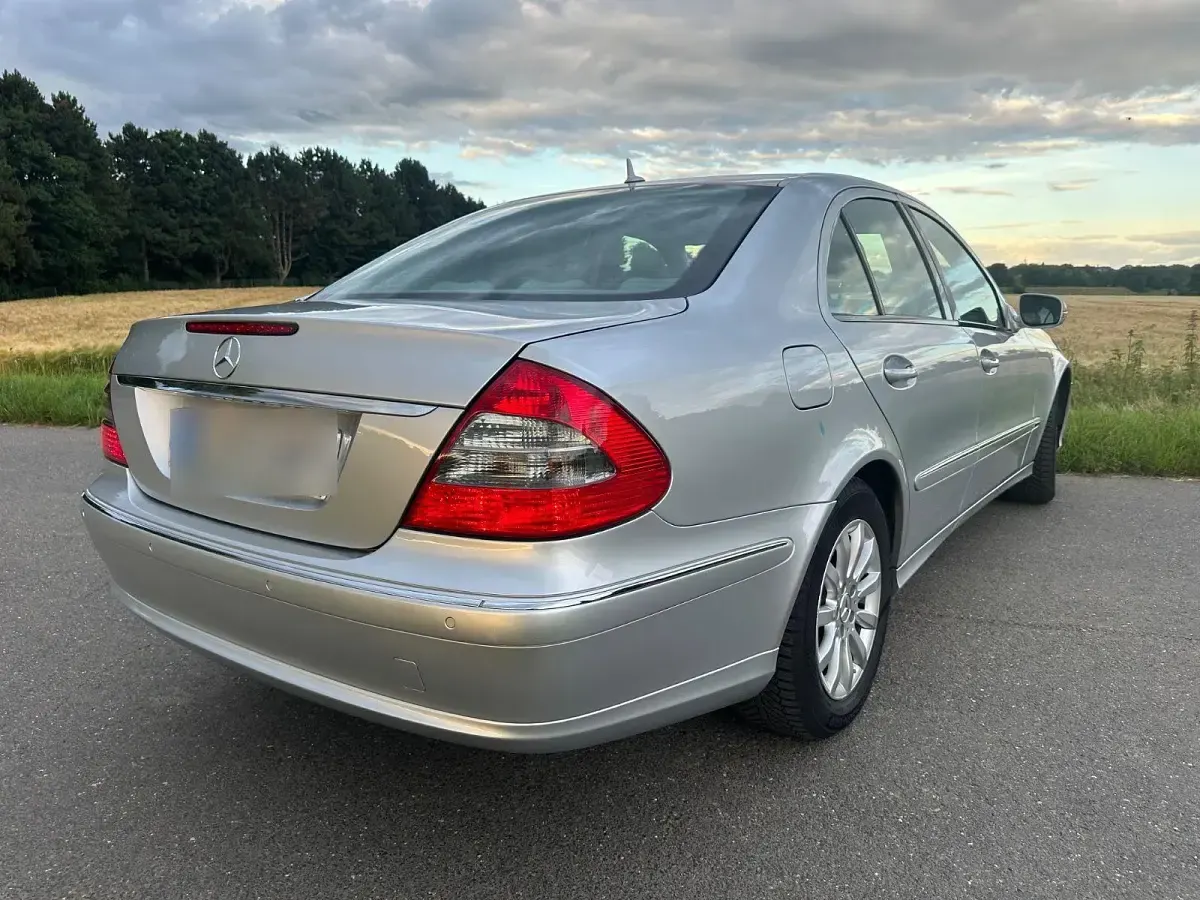 Gebraucht Mercedes E280 Elegance 231 PS (169 kW) 2006 Silber Limousine
