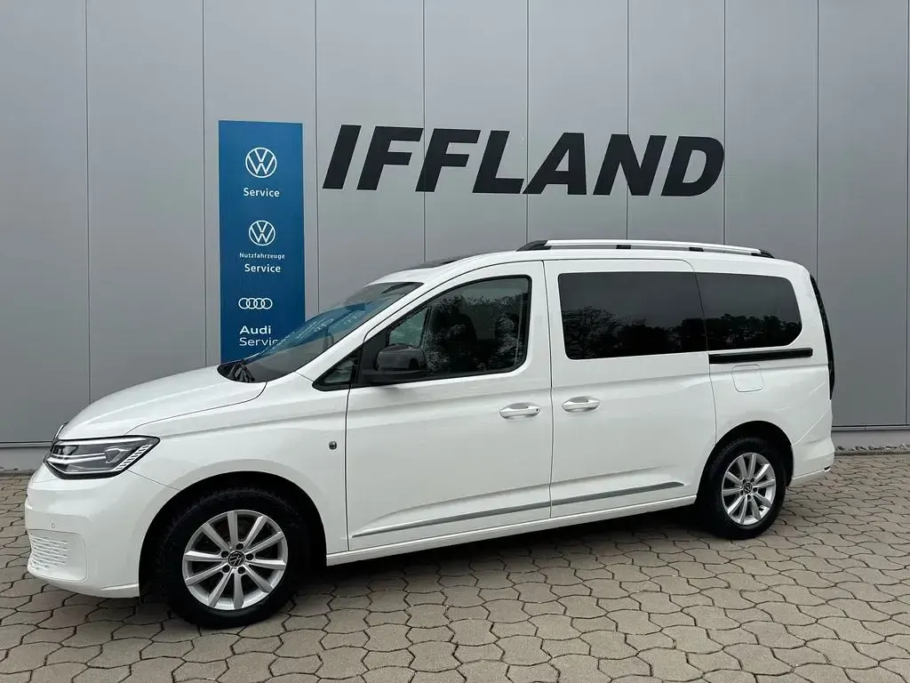 Gebraucht VW Caddy Maxi Style 122 PS (89 kW) 2022 Candyweiß Van / Kleinbus