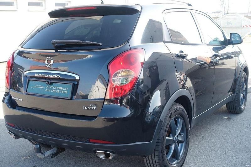 Gebraucht Ssangyong (KGM) Korando 175 PS (128 kW) 2012 Schwarz SUV