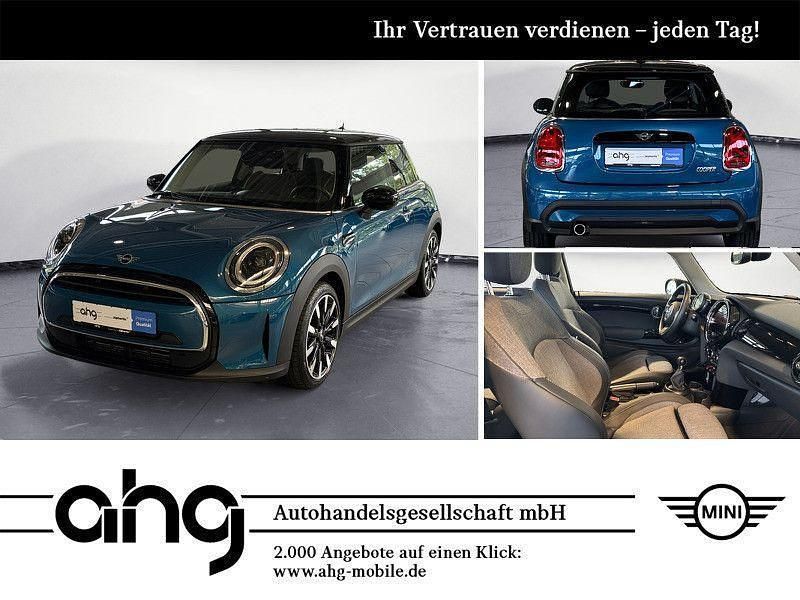 Island blue metallic Gebraucht 2023 Mini Cooper Classic Kleinwagen | 22.420 € (Fairer Preis) - Bild 1/4