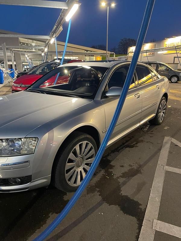 Usata Audi A8 335 CV (246 kW) 2003 Argento Berlina