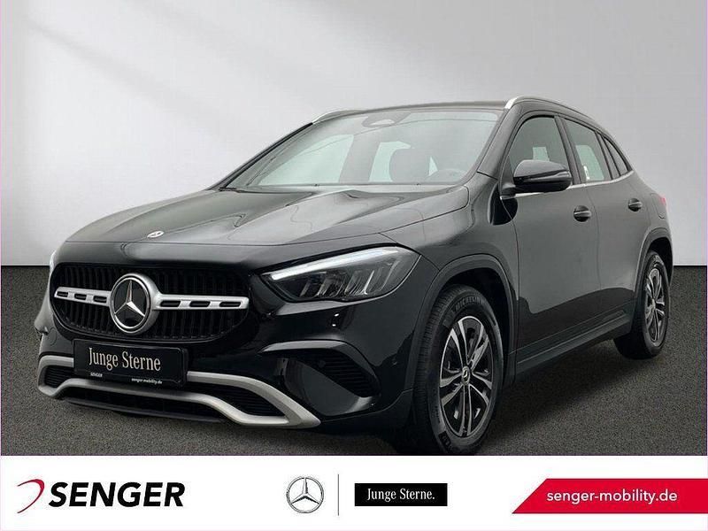 Schwarz Gebraucht 2023 Mercedes GLA200 SUV | 36.580 € (Guter Preis) - Bild 1/1