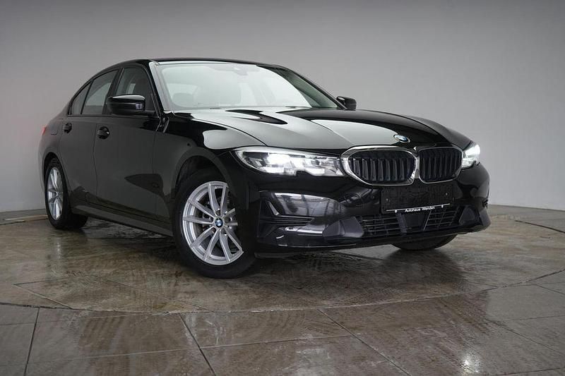 Gebraucht BMW 320 Advantage 190 PS (139 kW) 2021 Schwarz Limousine