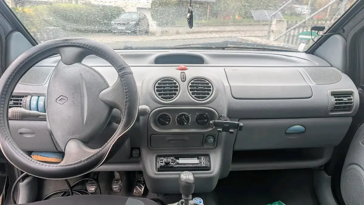 Gebraucht Renault Twingo 58 PS (42 kW) 2004 Schwarz Kleinwagen