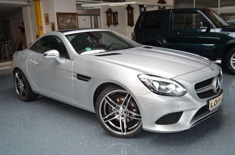 Gebraucht Mercedes SLC200 184 PS (135 kW) 2018 Silber Cabrio