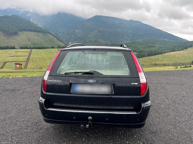 Gebraucht Ford Mondeo Ghia 131 PS (96 kW) 2006 Schwarz Kombi