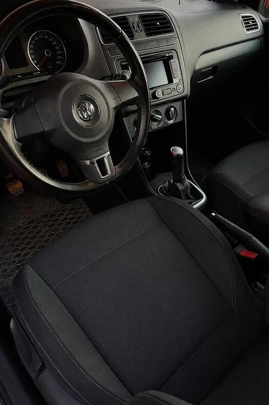 Gebraucht VW Polo 69 PS (50 kW) 2010 Rot Kleinwagen