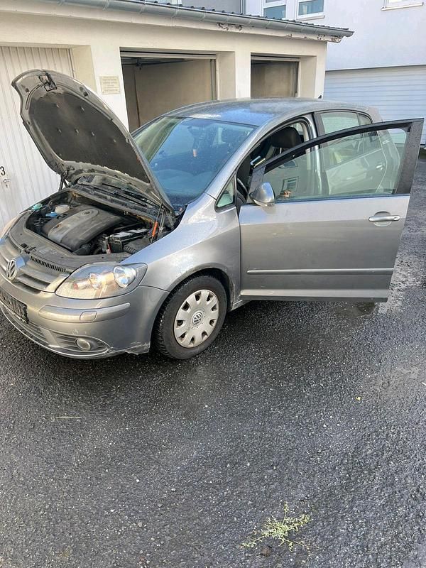 Grau Gebraucht 2006 VW Golf Plus Cross Van / Kleinbus | 850 € (Superpreis) - Bild 1/4