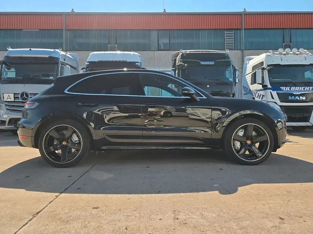 Gebraucht Porsche Macan Turbo Sport 441 PS (324 kW) 2020 Schwarz SUV