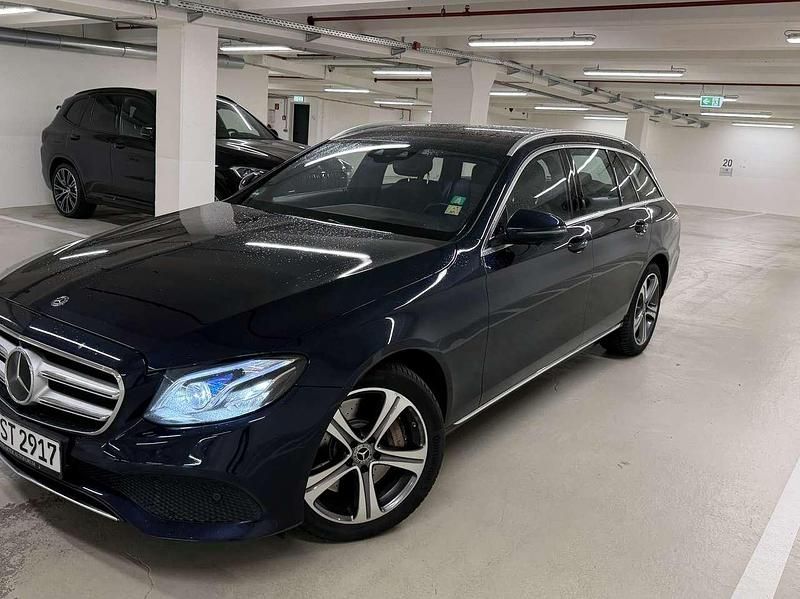 Gebraucht Mercedes E400 333 PS (244 kW) 2017 Blau Kombi