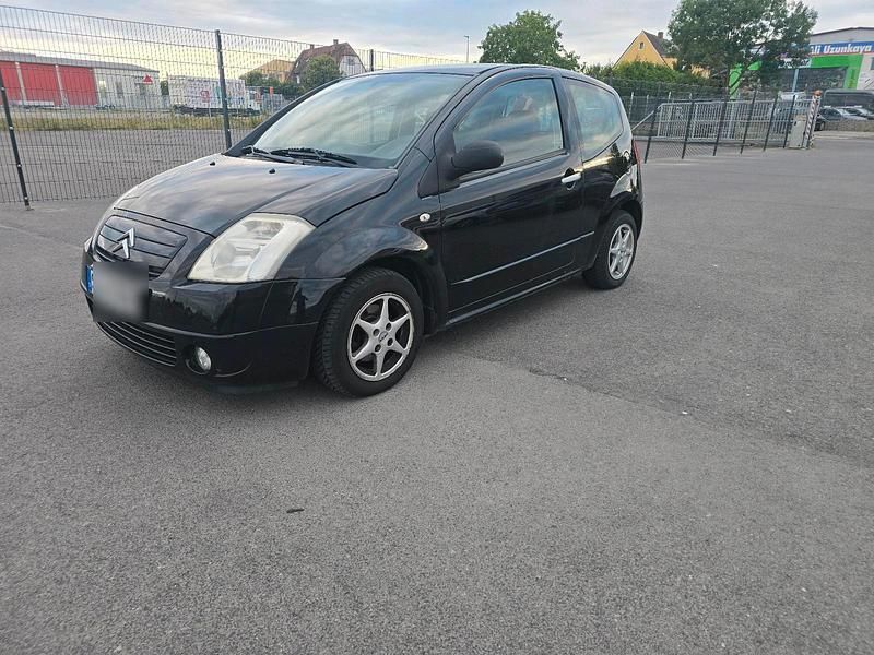 Rot Gebraucht 2008 Citroën C2 Kleinwagen | 1.490 € (Guter Preis) - Bild 1/4