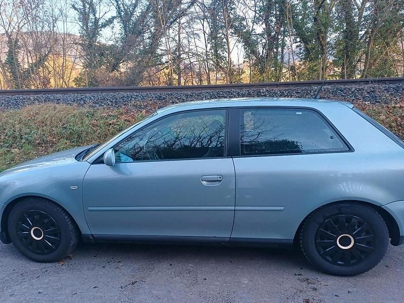 Gebraucht Audi A3 2001 Grau Kleinwagen