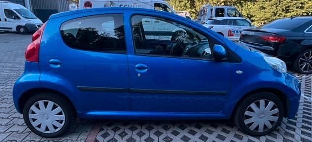 Gebraucht Peugeot 107 2011 Blau Kleinwagen