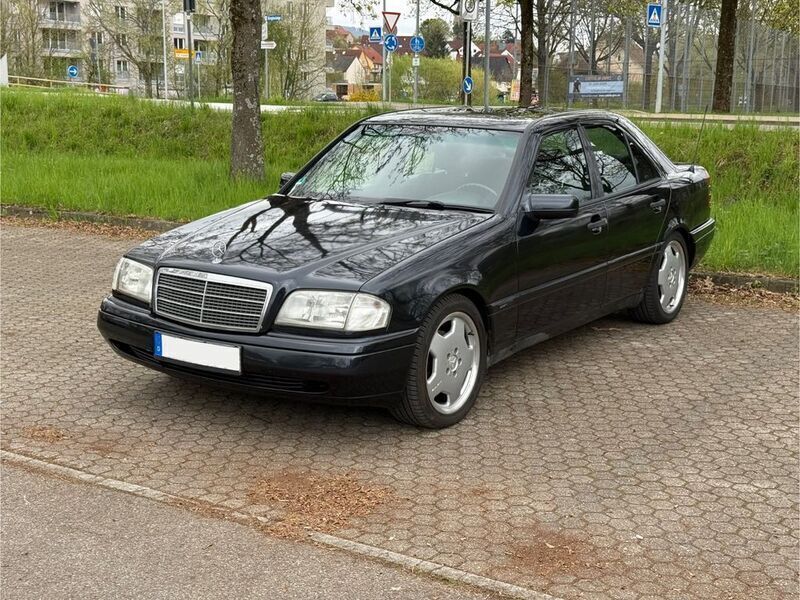 Schwarz Gebraucht 1995 Mercedes C280 Limousine | 6.000 € - Bild 1/4
