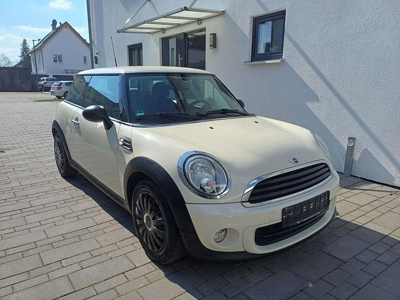 Gebraucht Mini ONE 98 PS (72 kW) 2011 Weiß Kleinwagen