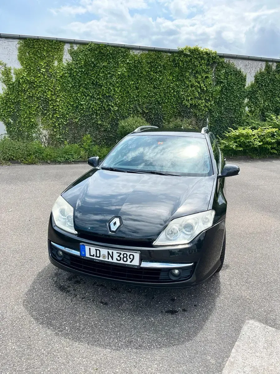 Gebraucht Renault Laguna III 150 PS (110 kW) 2008 Schwarz Kombi