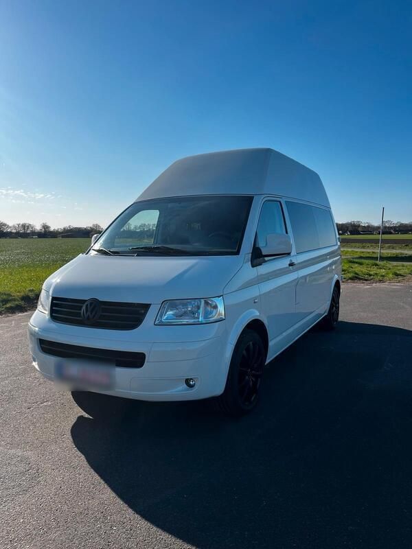 Weiß Gebraucht 2006 VW T5 Van | 26.900 € - Bild 1/4