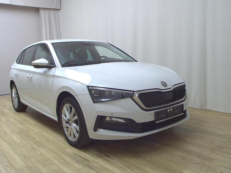 Gebraucht Skoda Scala Style 116 PS (85 kW) 2020 Weiss Kleinwagen