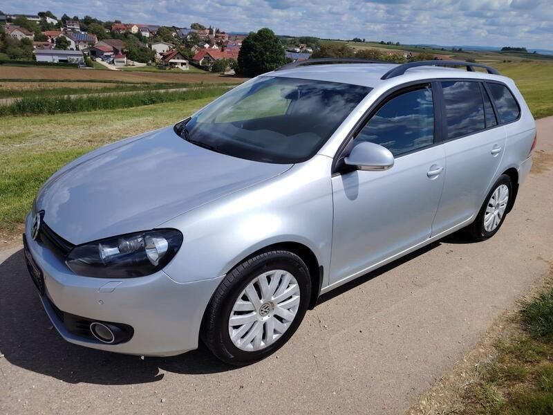 Silber Gebraucht 2010 VW Golf VI Kombi | 2.200 € (Superpreis) - Bild 1/4